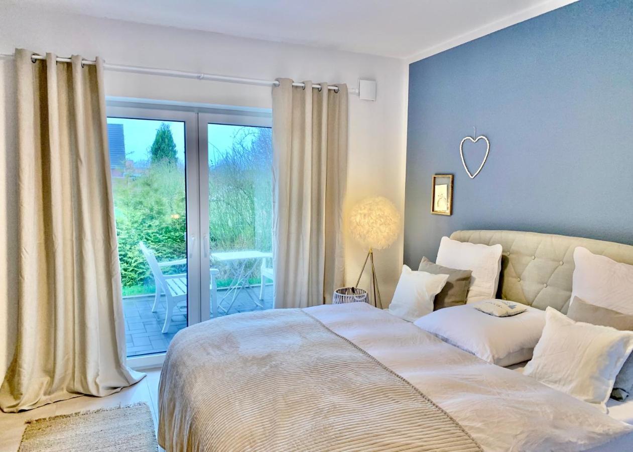 Freya Blue Ferienhaus Weener Eksteriør billede